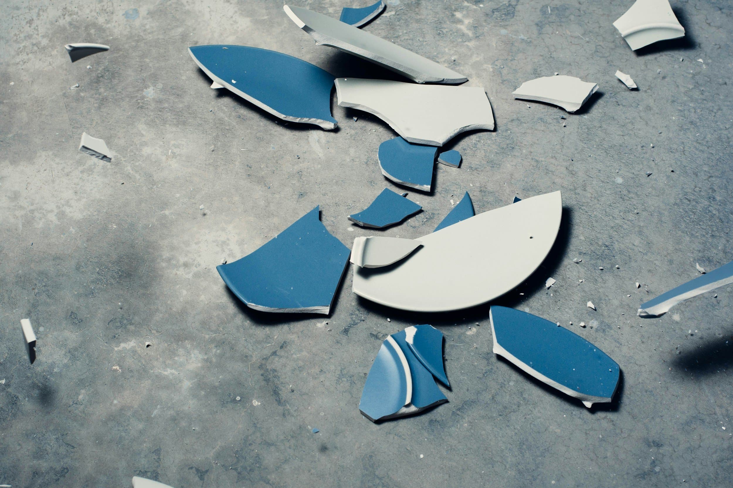 From Connections to Catastrophe: The John Doe Effect on Agency Leadership