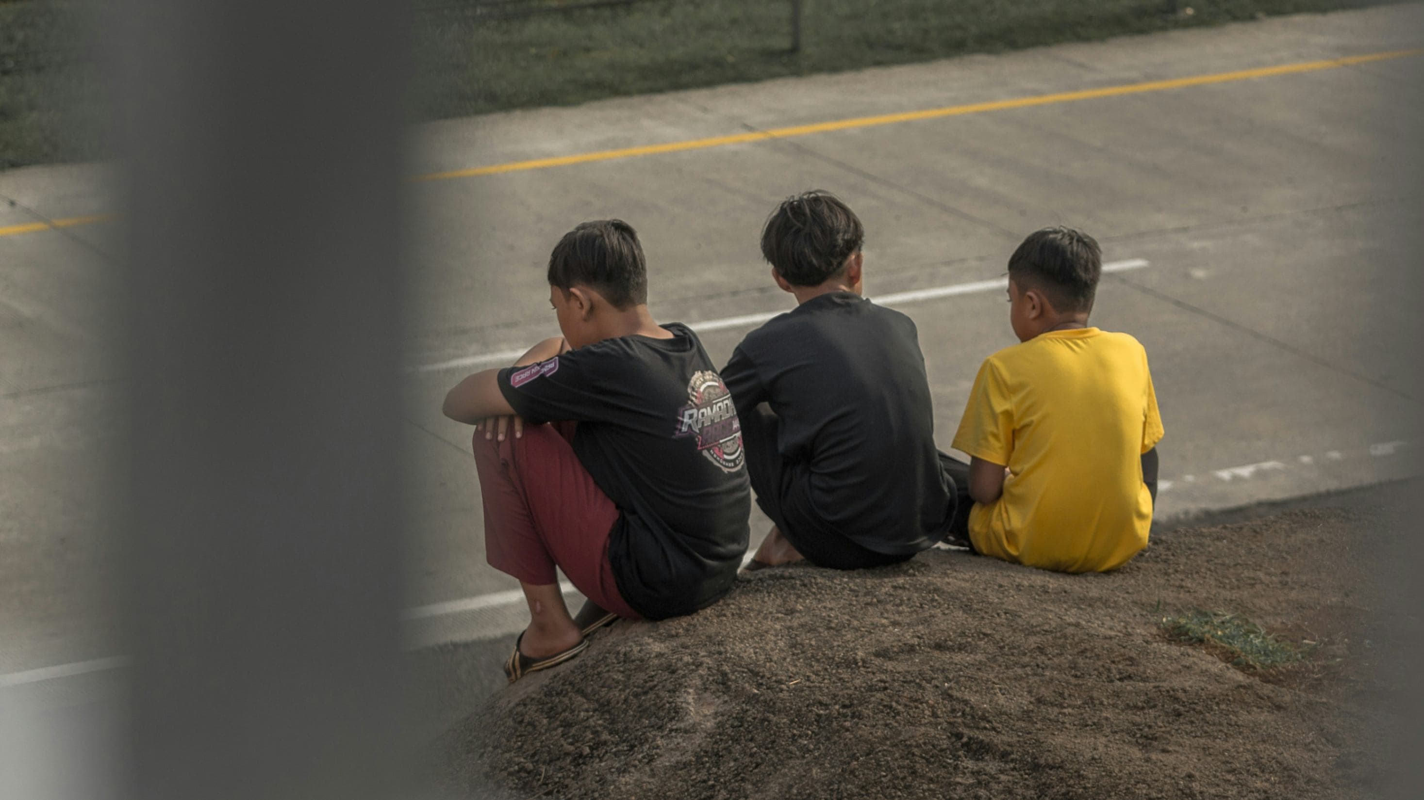 Cover image for Supporting Kids Through Tragedy: Initiating Honest Conversations