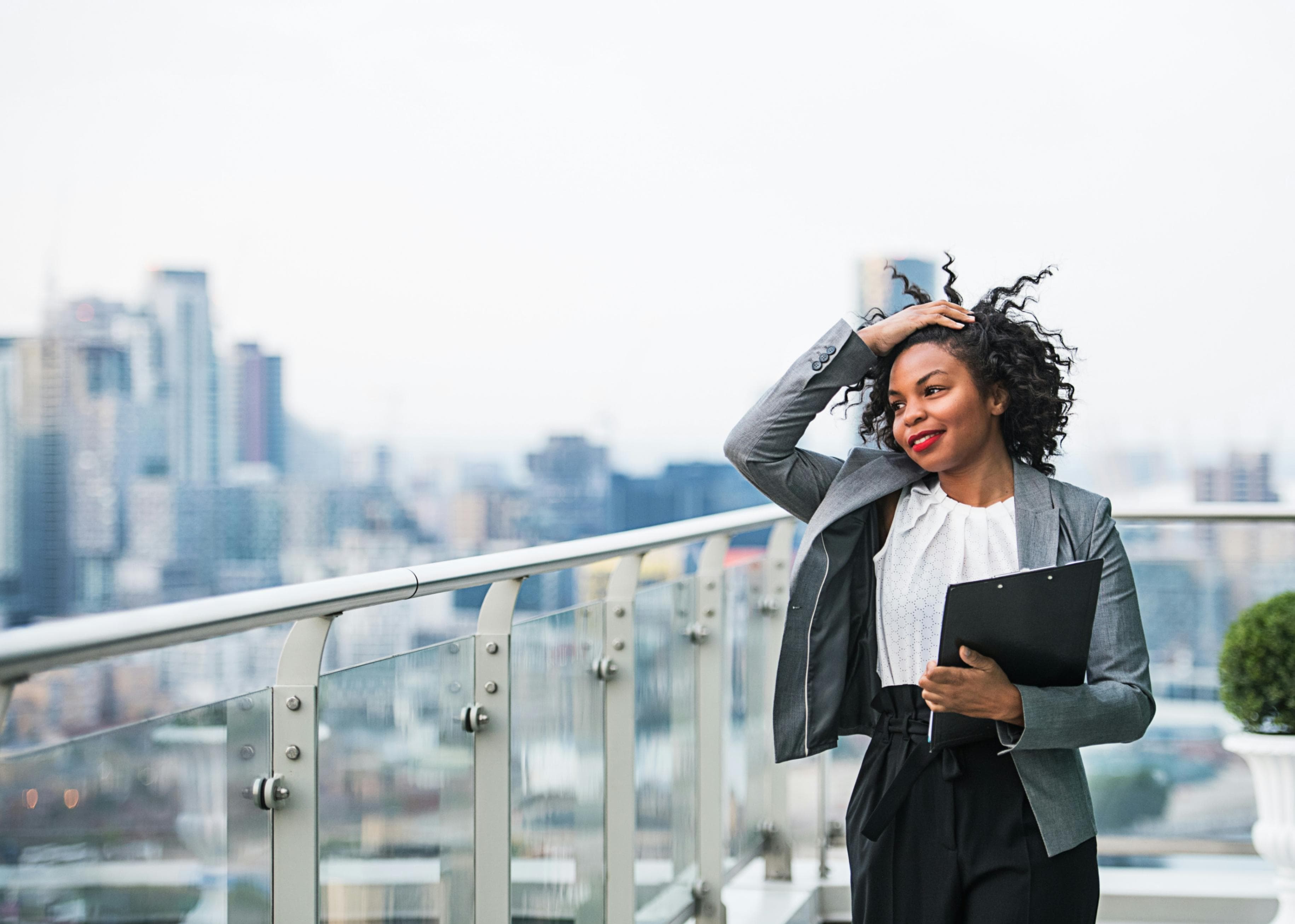 Cover image for Authentic Leadership for Women: Turning Presence into Power